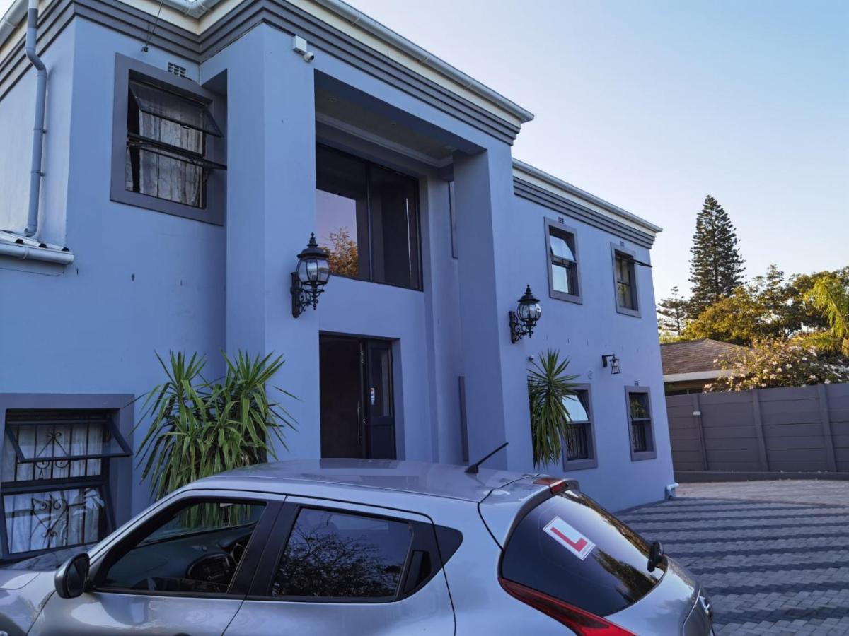 Victoria Guest Lodge Bellville Bagian luar foto