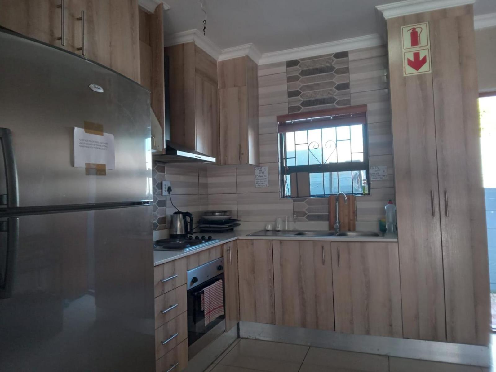 Victoria Guest Lodge Bellville Bagian luar foto